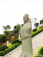 Statue de Cui Zhi Ti à Yānlíng dans le Hénán.